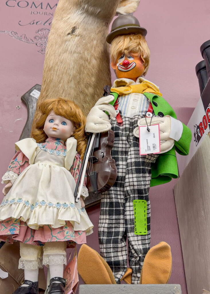 Retro home goods and collectibles at My Mom Had That! in Portland, Texas